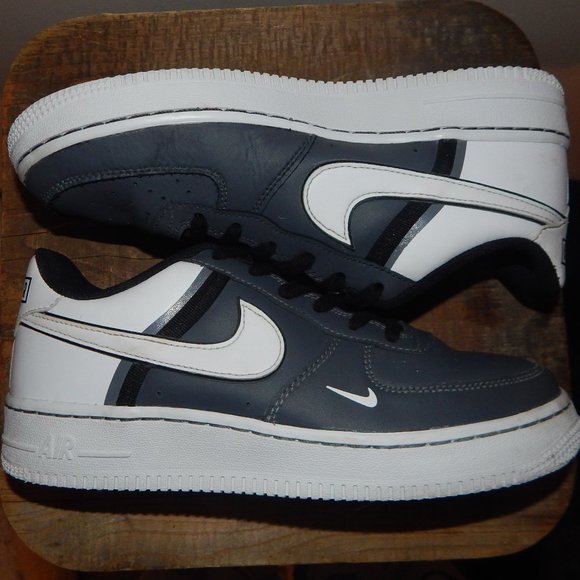 Nike Air Force 1 LV8 Dark Grey - Picture 2 of 5